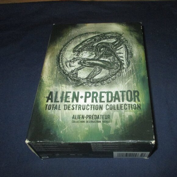 Alien - Predator AVP Total Destruction Collection (DVD, 2008, 8-Disc Set) - Picture 2 of 9